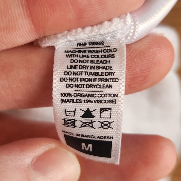 EUC Rue de Seine Cowboys Make Better Lovers Graphic T-Shirt Size Medium - Picture 8 of 8